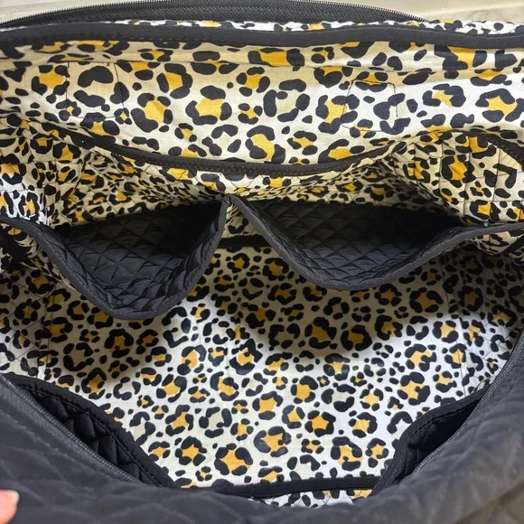 NWOT Vera Bradley Large Weekender in Black Quilt - NWOT - Picture 10 of 13
